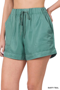 Woven draw string shorts with pockets